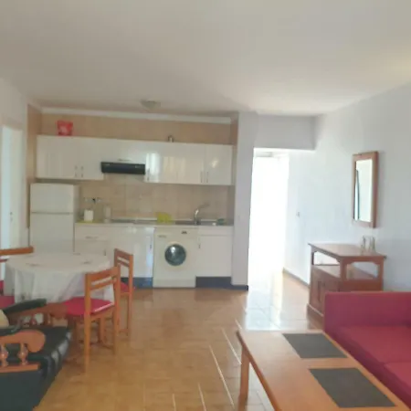 公寓 Apartament Con Picina Buena