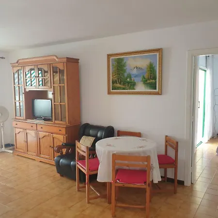 Apartament Con Picina Buena * 阿德耶