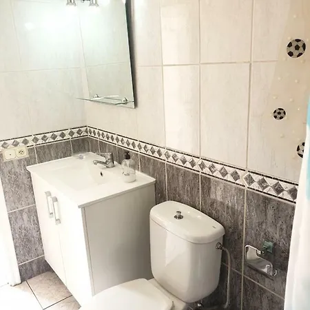 Apartament Con Picina Buena * 阿德耶