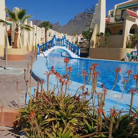 Apartament Con Picina Buena