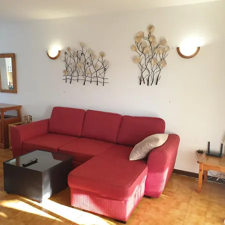 Apartament Con Picina Buena